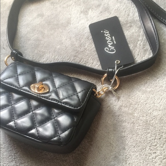 Forever 21 Handbags - Forever 21 Black Mini Quilted Belt Bag